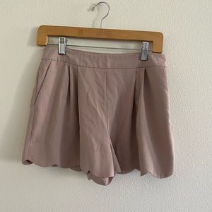 Ruffle Round shorts